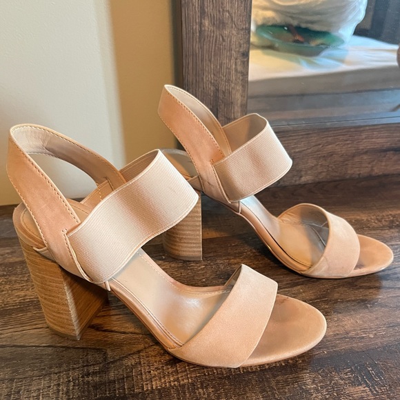 Light pink/nude Aldo block heels - Picture 1 of 5